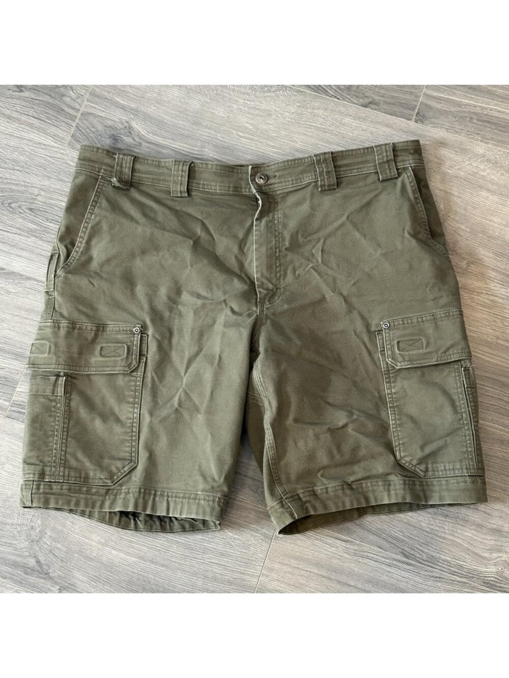 Duluth Trading Co Shorts Mens 40 Green Flex Fire Hose Cargo Relaxed Fit Stretch